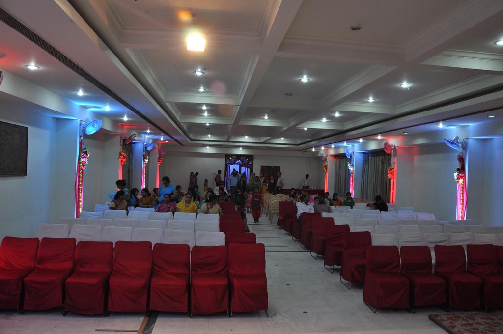 Hotel Sita Manor Gwalior Exterior foto